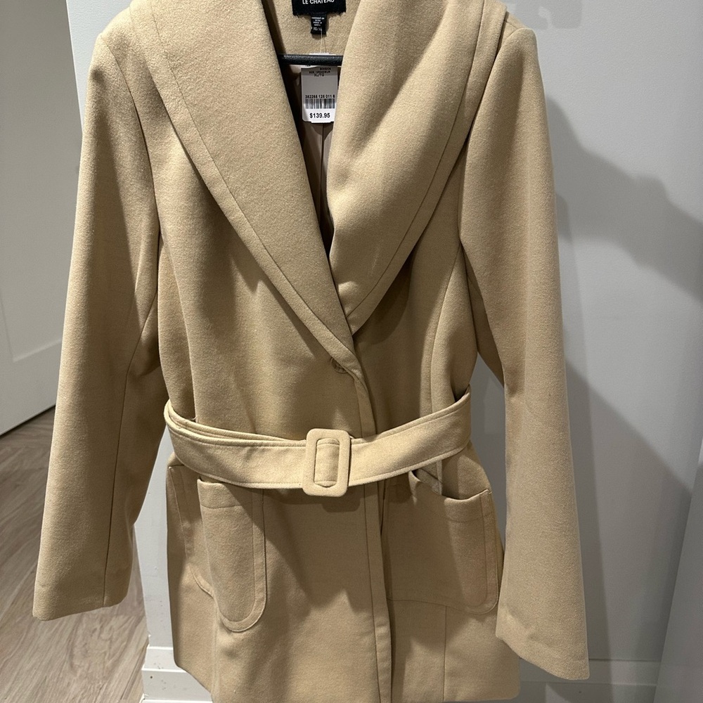 Le Chateau Fall/Winter Coat XL. BNWT
